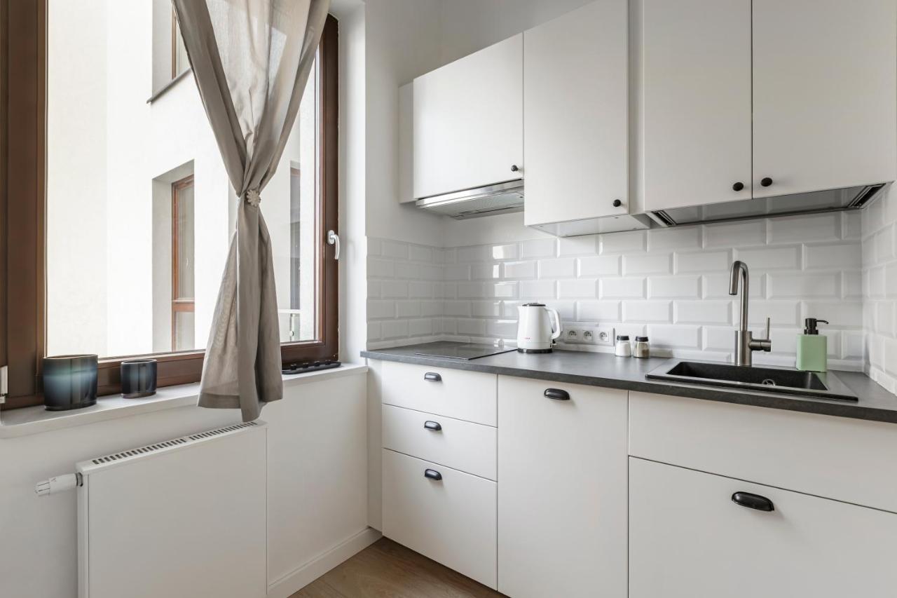 Homewell Apartments Zelazko Познан Екстериор снимка